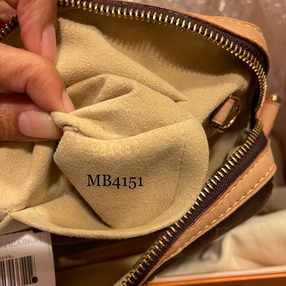 Louis Vuitton Retiro PM monogram - Picture 9 of 9